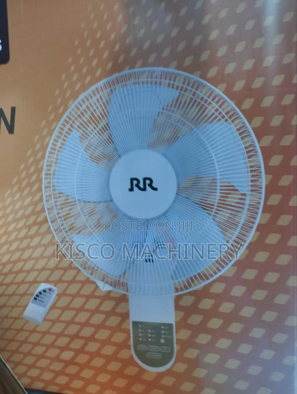 Wall Fan/Fan With Remote