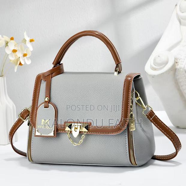 Luxury Handbag - thumbnail 2