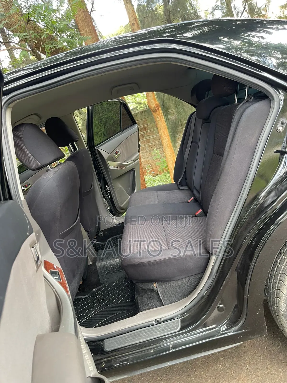 Toyota Allion 2014 Black