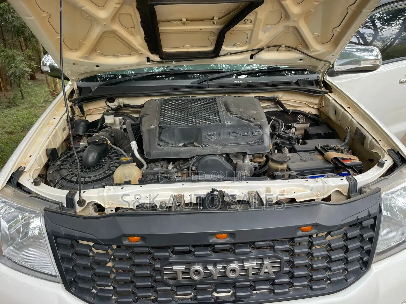 Toyota Hilux 2014 White