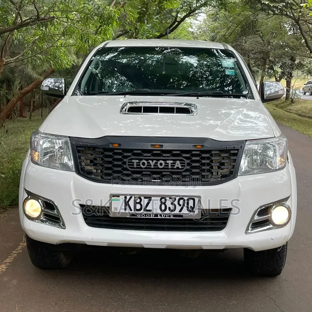 Toyota Hilux 2014 White