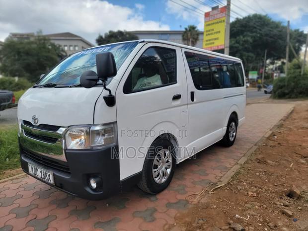Toyota HiAce 2015 White - thumbnail 2