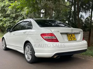 Mercedes-Benz C200 2008 White