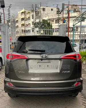 Toyota RAV4 2017