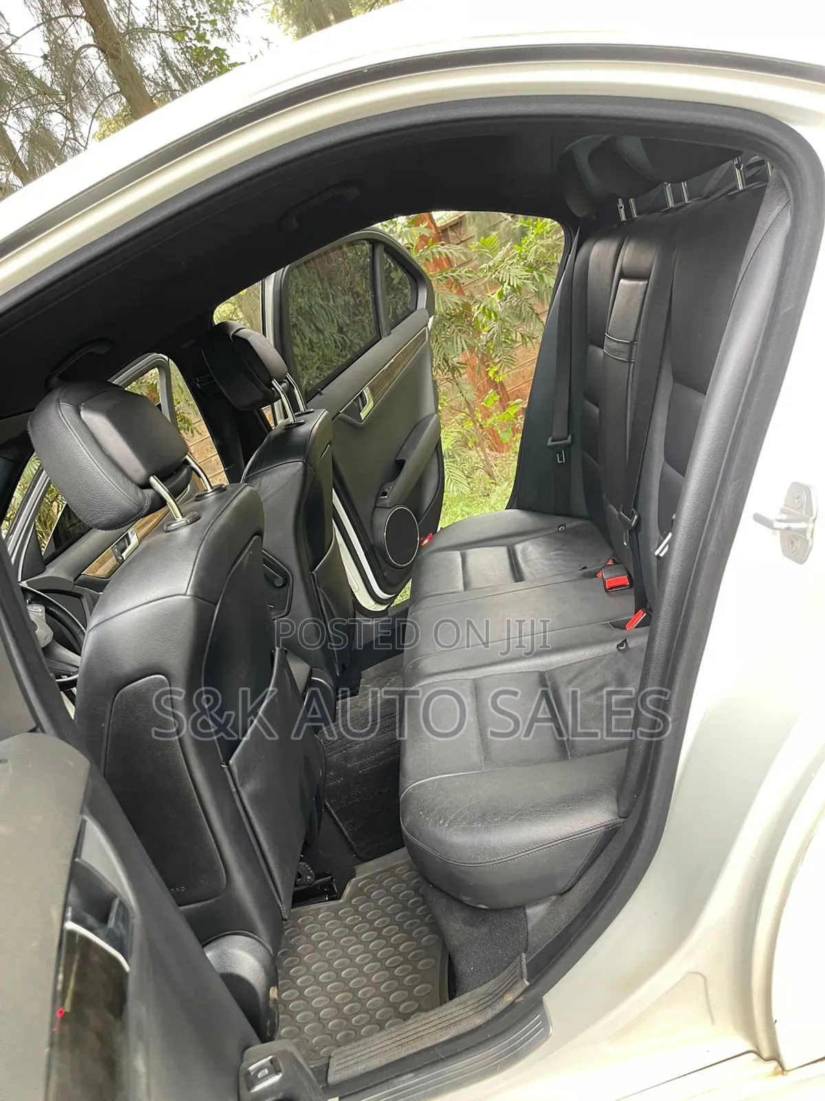 Mercedes-Benz C200 2008 White