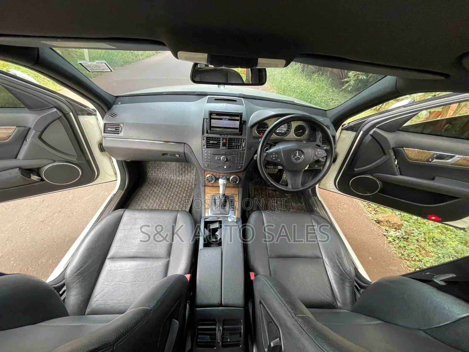 Mercedes-Benz C200 2008 White