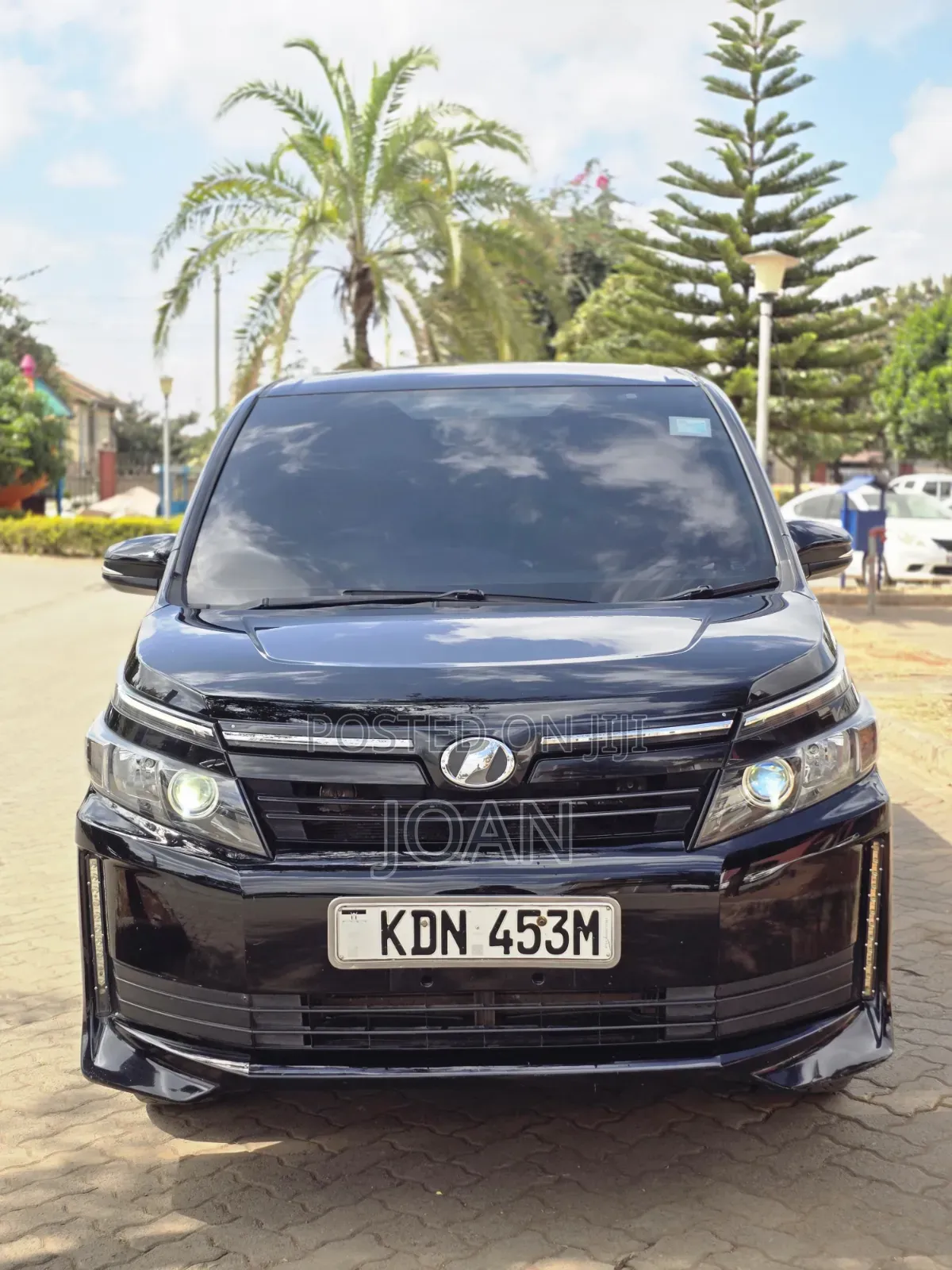 Toyota Voxy 2017 Black