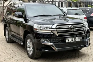 Toyota Land Cruiser 2016 Black