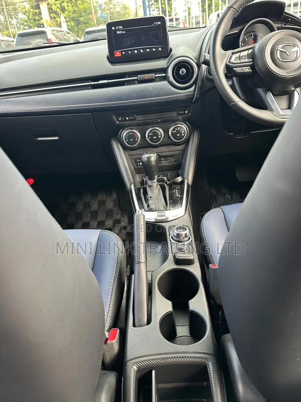 Mazda 2 2021 Red