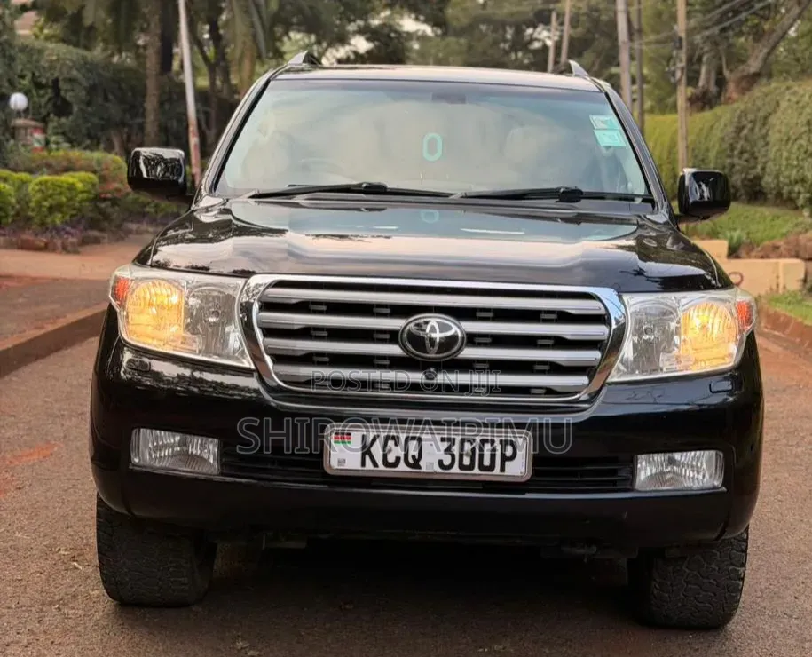 Toyota Land Cruiser 2011 Black