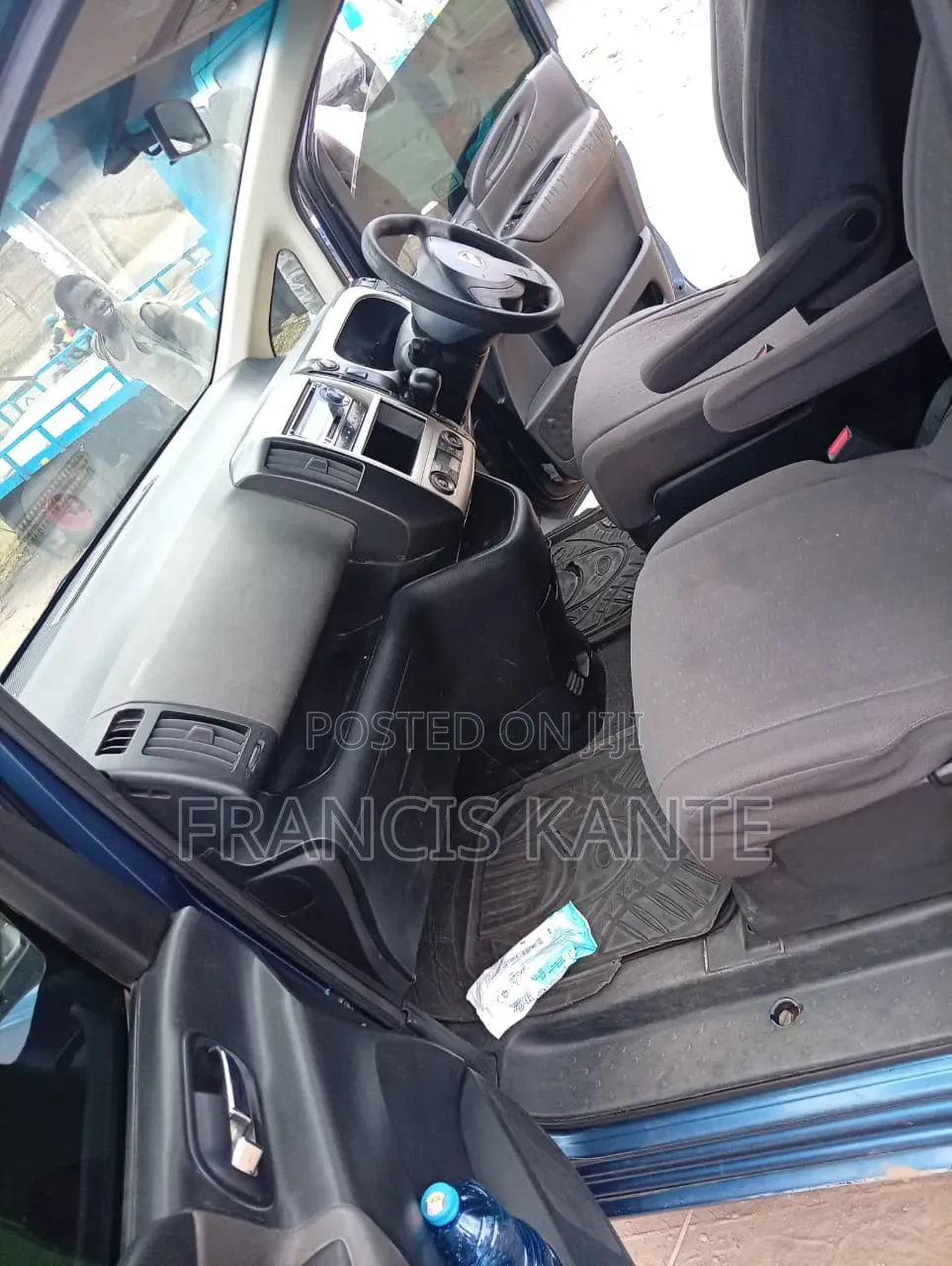 Nissan Serena 2011 Blue