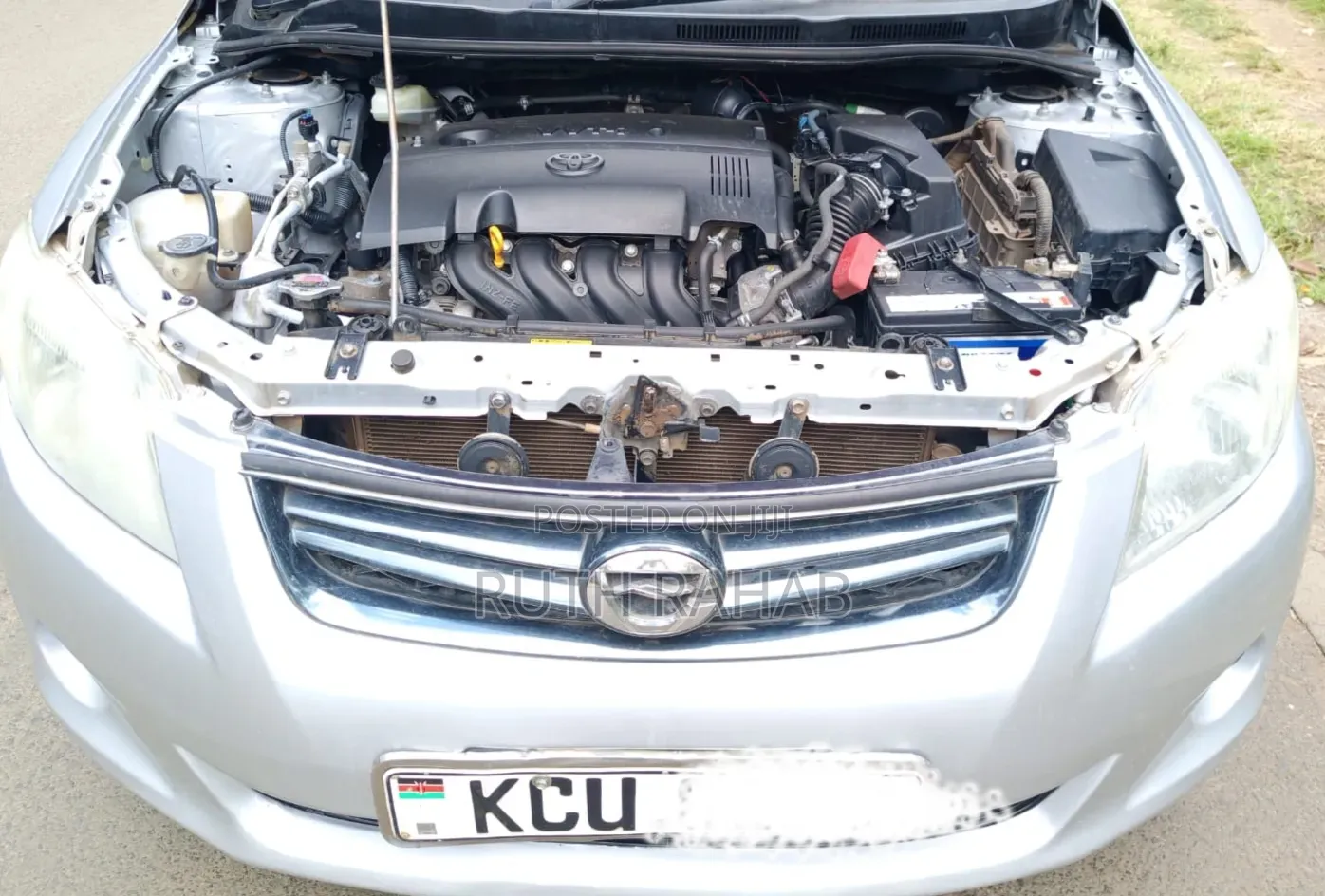 Toyota Corolla Fielder 2012 Silver