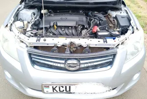 Toyota Corolla Fielder 2012 Silver