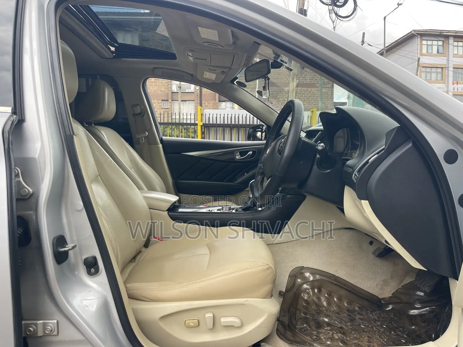 Nissan Skyline 2015 Silver