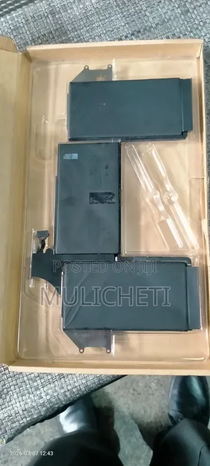 Macbook Battery Apple A1965