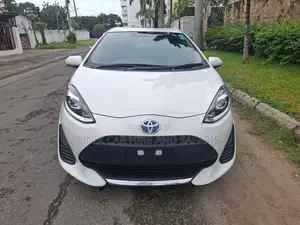 Toyota Aqua 2019 White