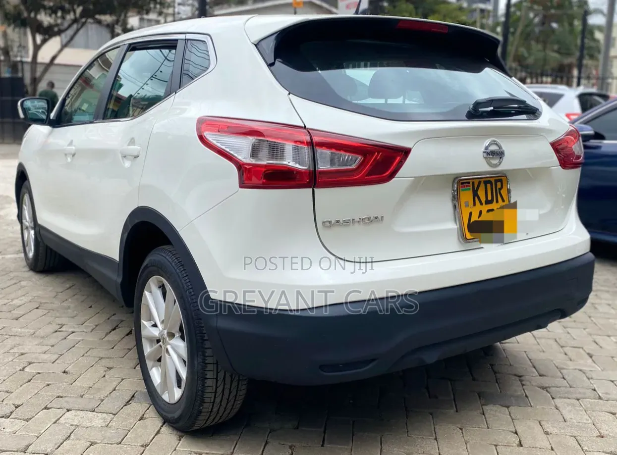 Nissan Qashqai 2017 White