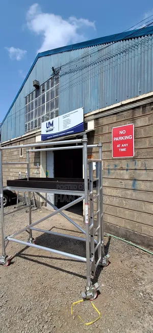 Aluminium Scaffold Ladder – Lightweight Industrial Scaffold