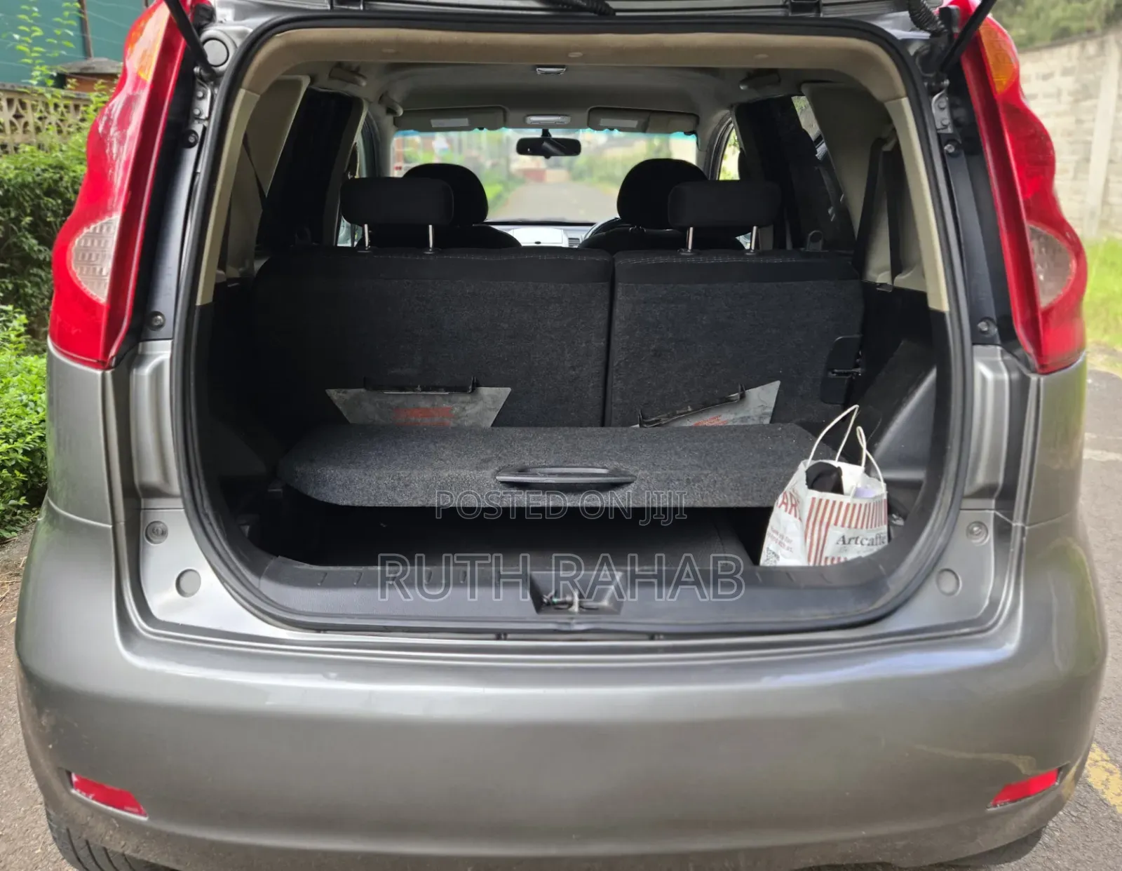 Nissan Note 2010 Gray