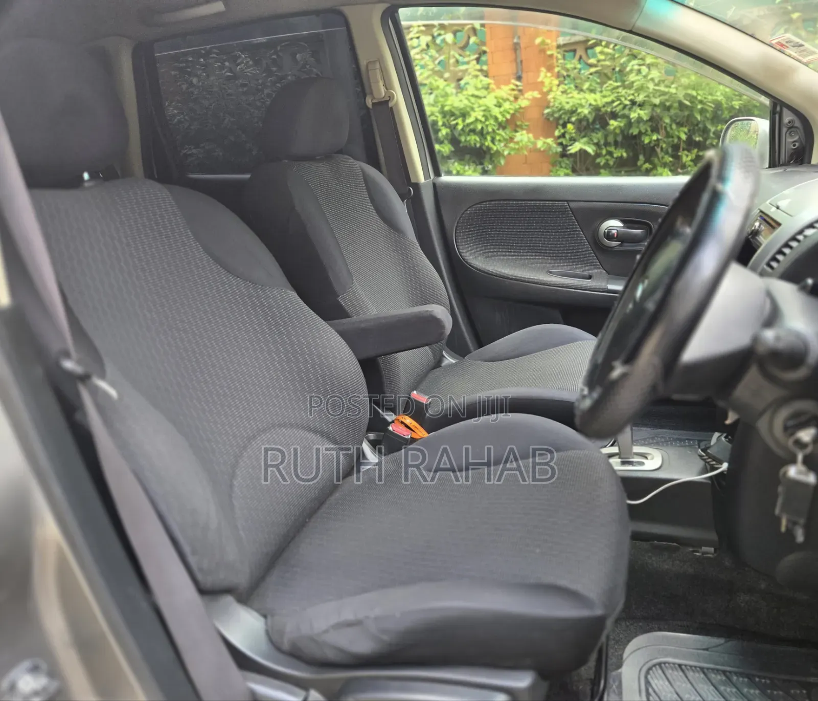 Nissan Note 2010 Gray