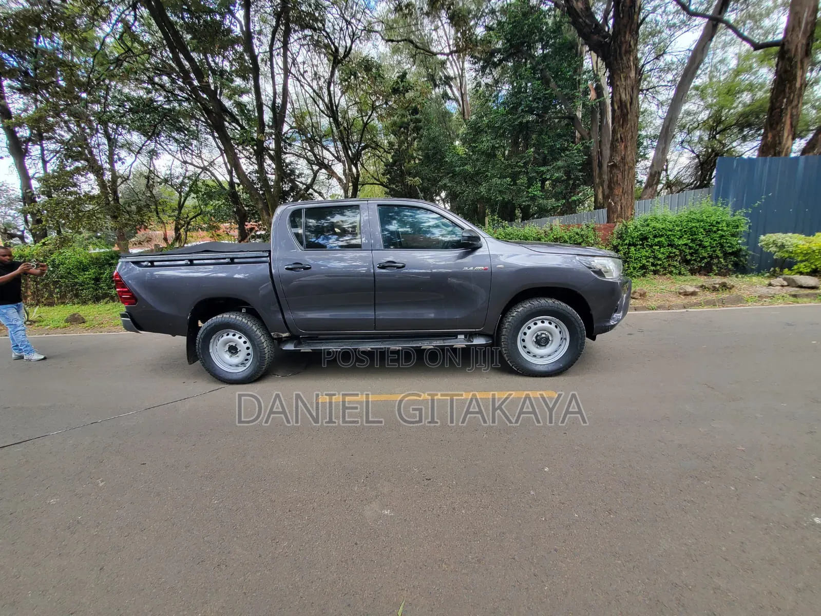 Toyota Hilux 2021 Gray