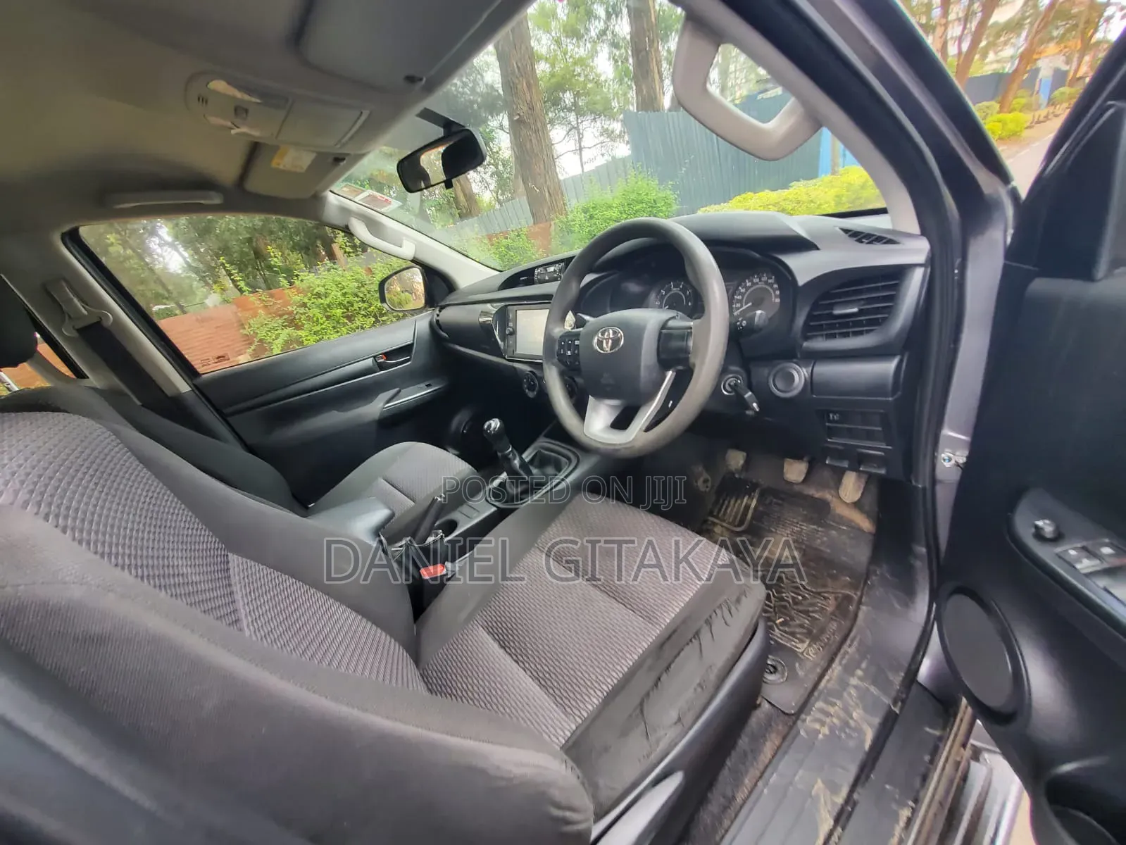 Toyota Hilux 2021 Gray