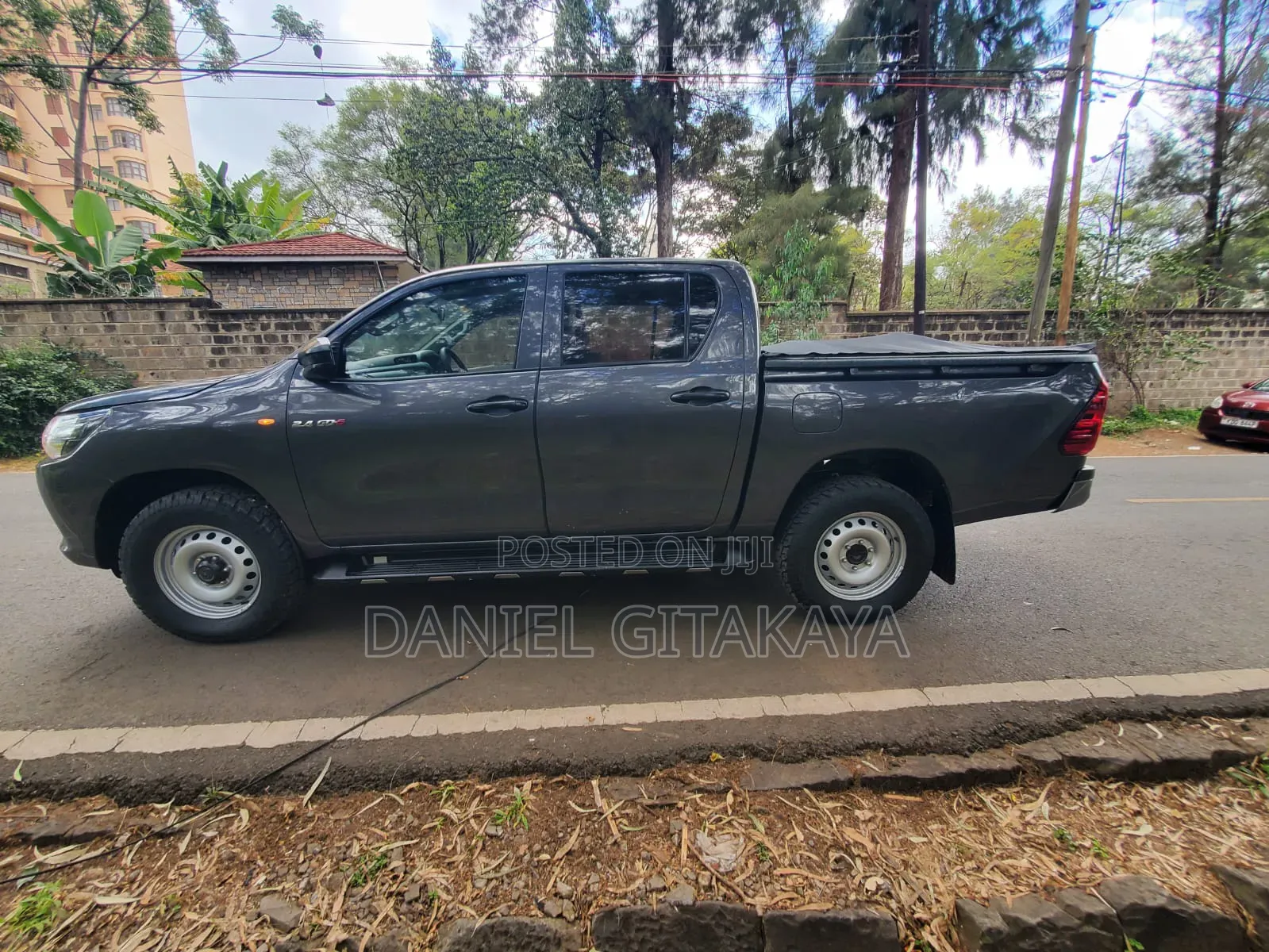Toyota Hilux 2021 Gray