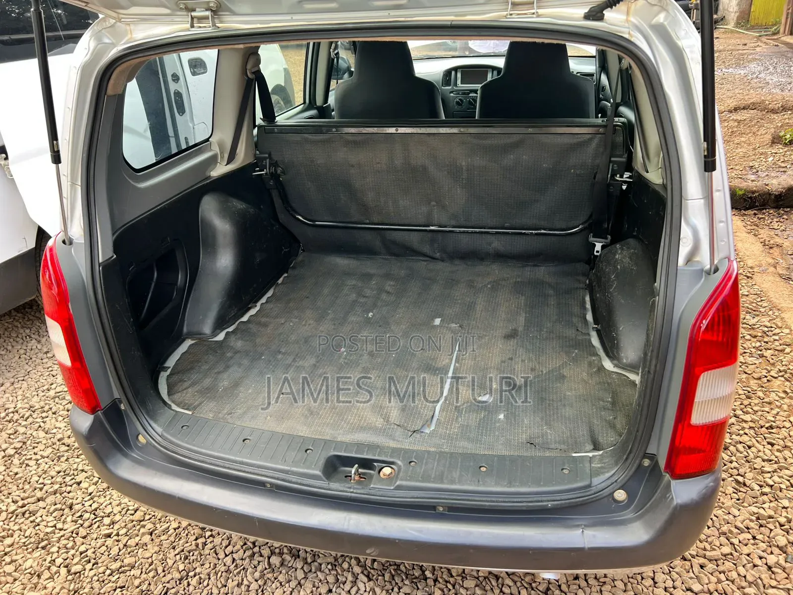 Toyota Probox 2014 Silver