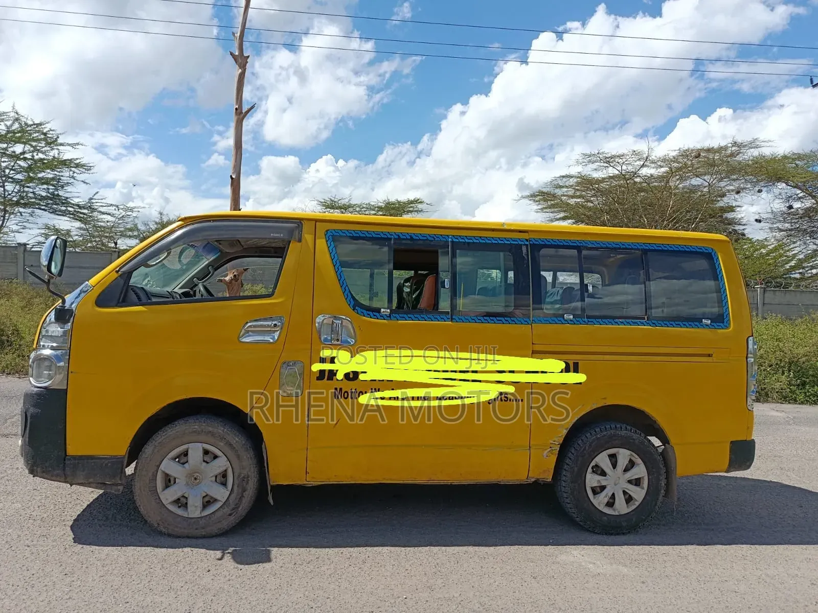 Toyota HiAce 2008 Yellow