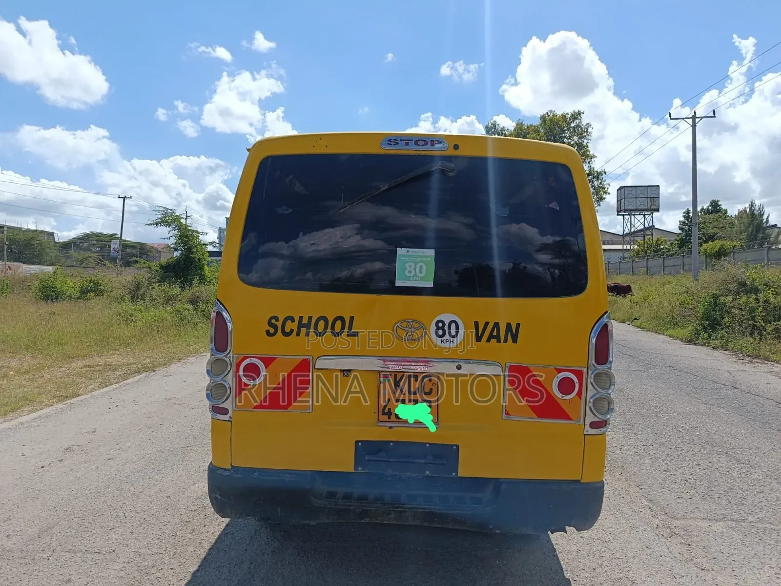 Toyota HiAce 2008 Yellow