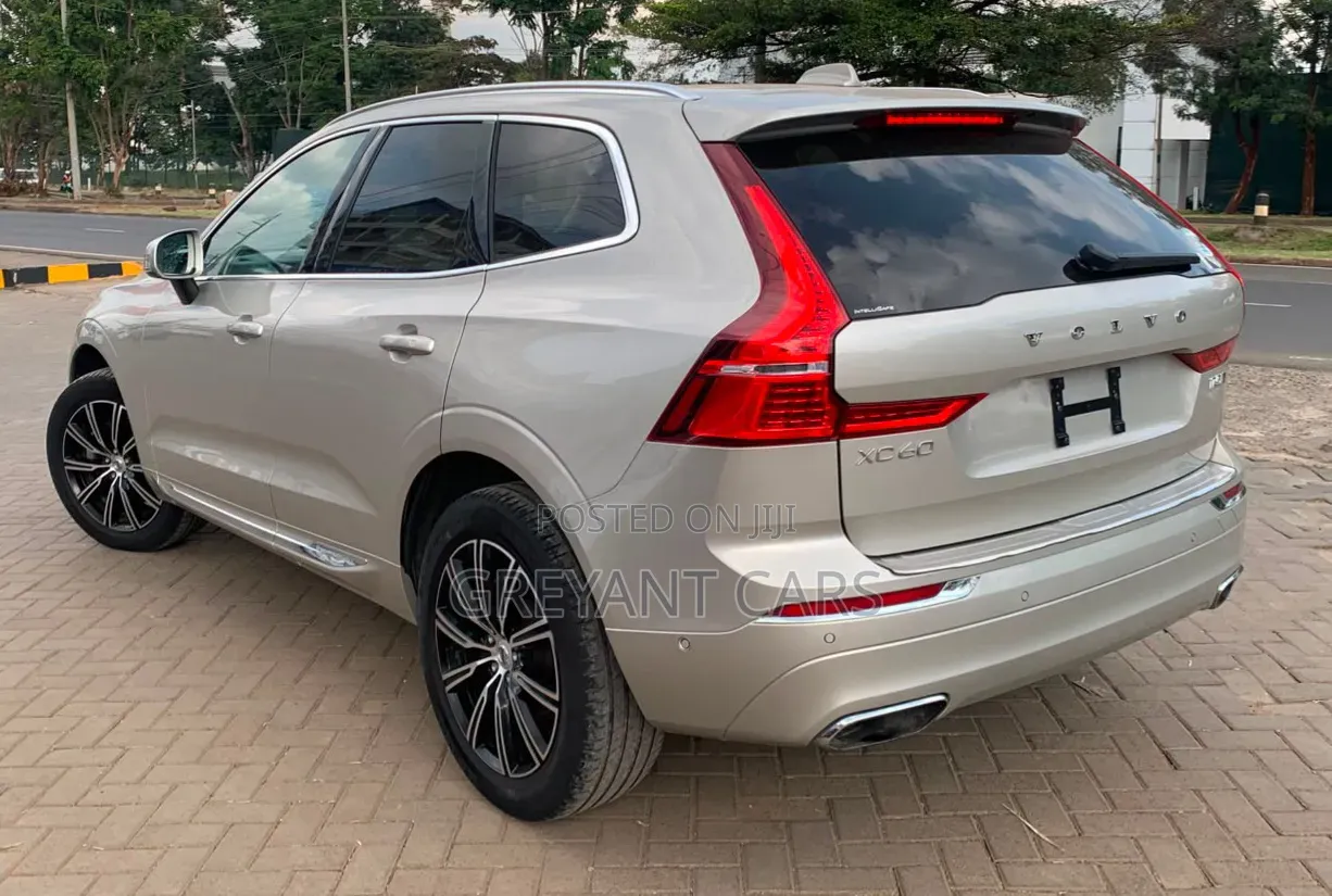 Volvo XC60 T5 Inscription AWD 2019 Silver