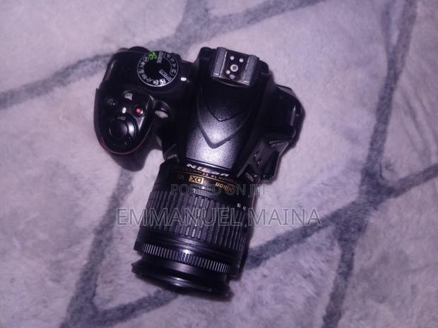 Nikon D3400 - thumbnail 2