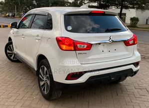 Mitsubishi RVR 2019 White