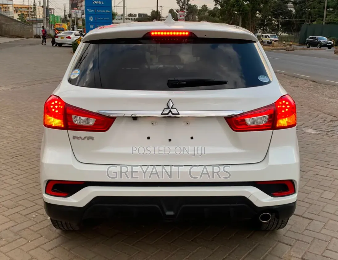 Mitsubishi RVR 2019 White