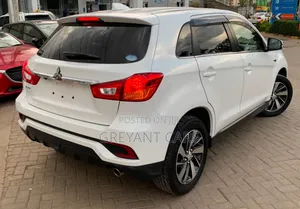 Mitsubishi RVR 2019 White