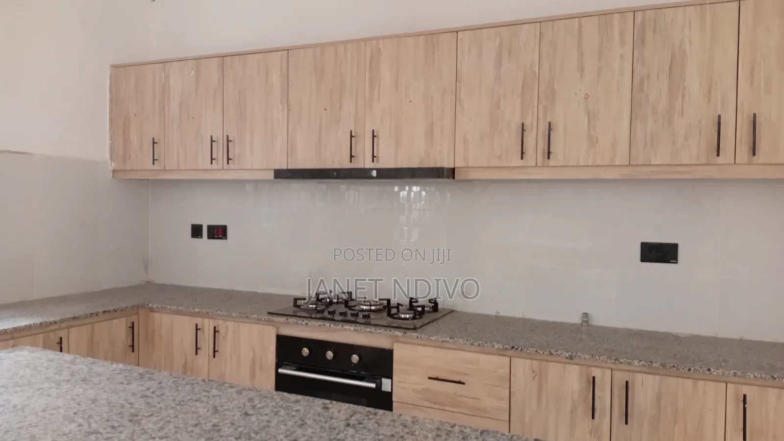 3bdrm Bungalow in White Park 2, Joska for sale