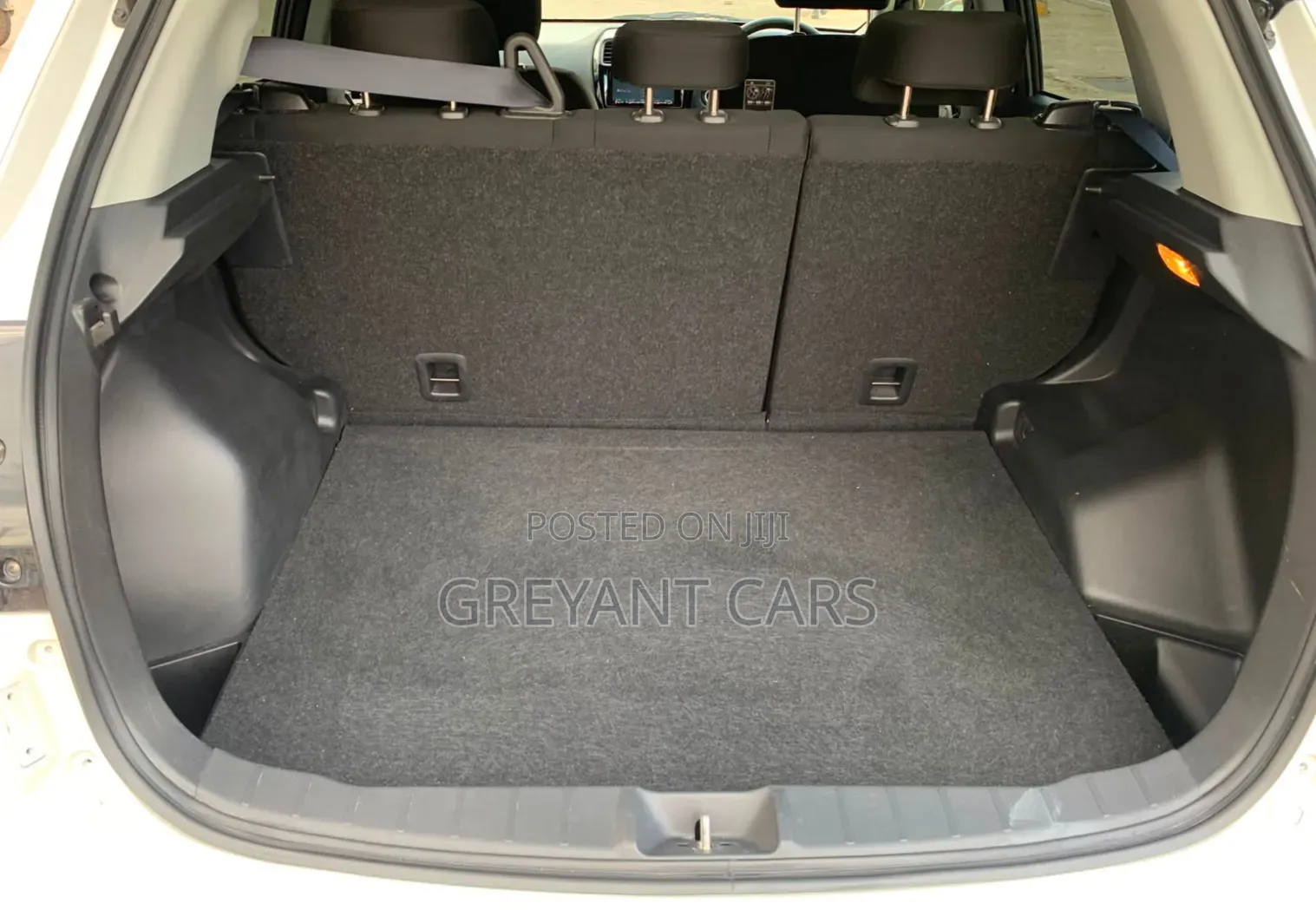 Mitsubishi RVR 2019 White