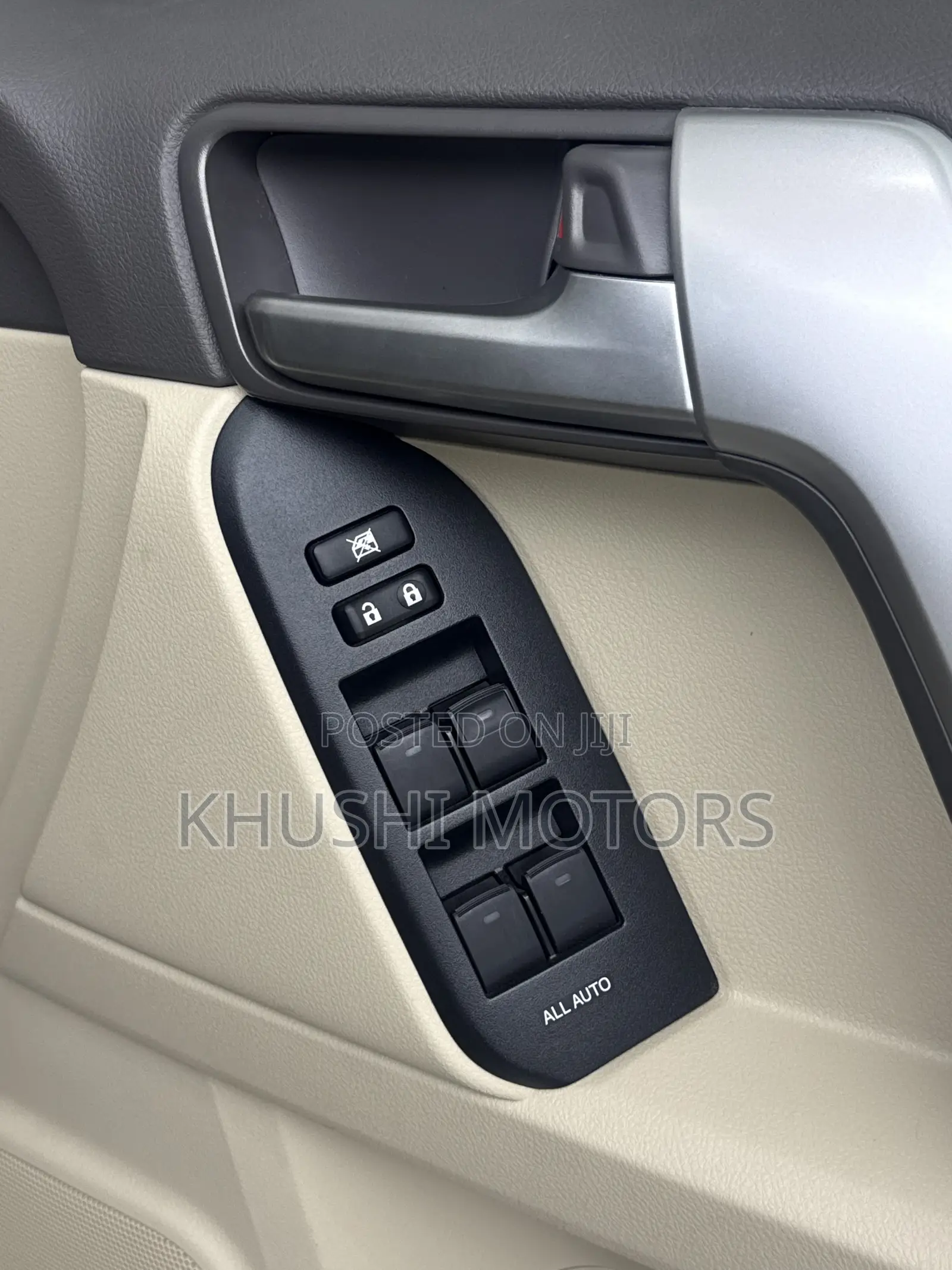 Toyota Land Cruiser Prado 2019  White 
