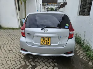 Nissan Note 2018 Silver