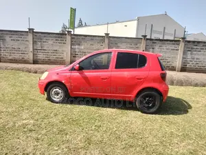 Toyota Vitz 2003 Red