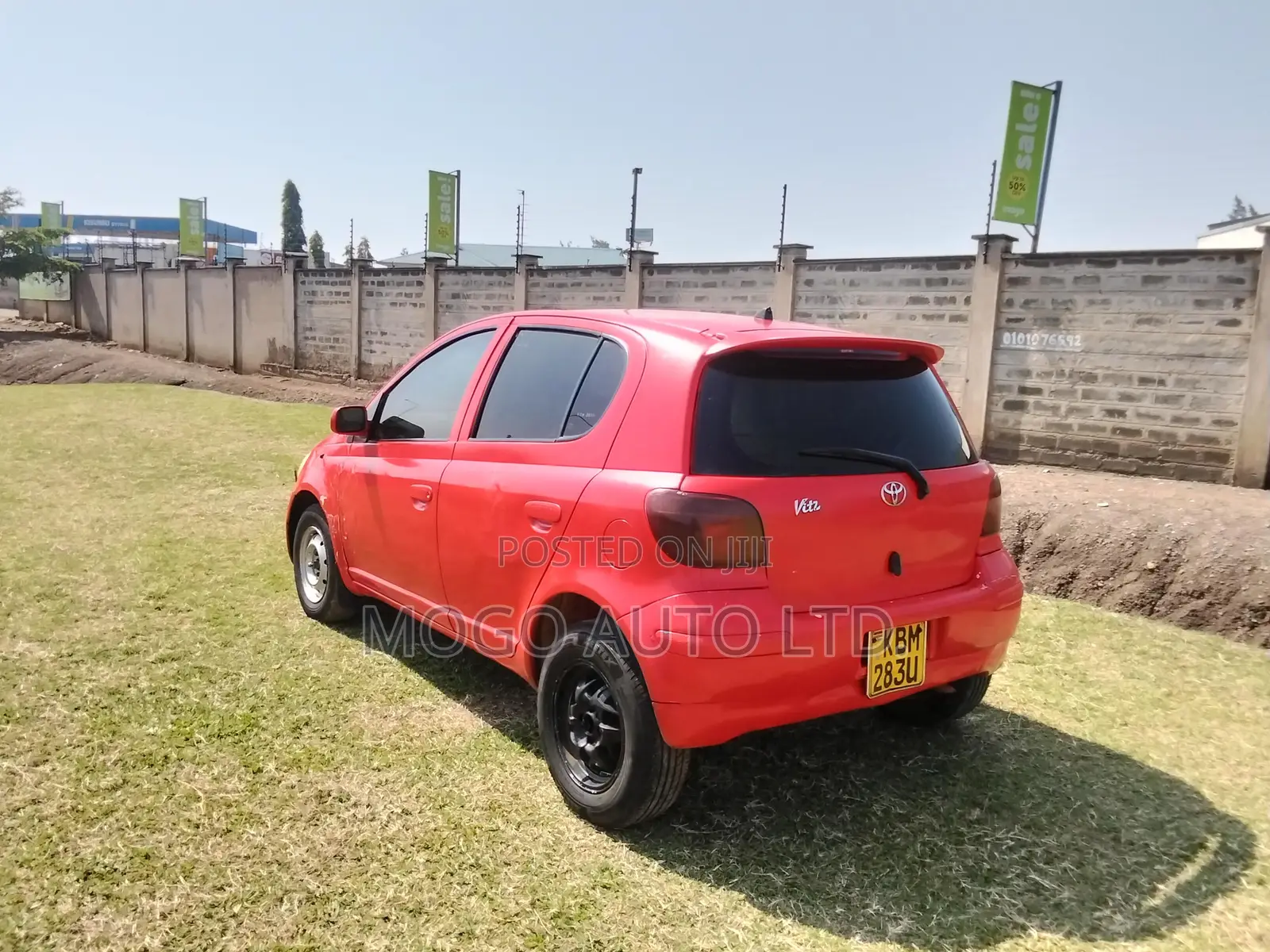 Toyota Vitz 2003 Red