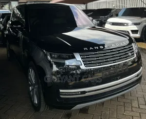 Land Rover Range Rover Vogue 2023 Black