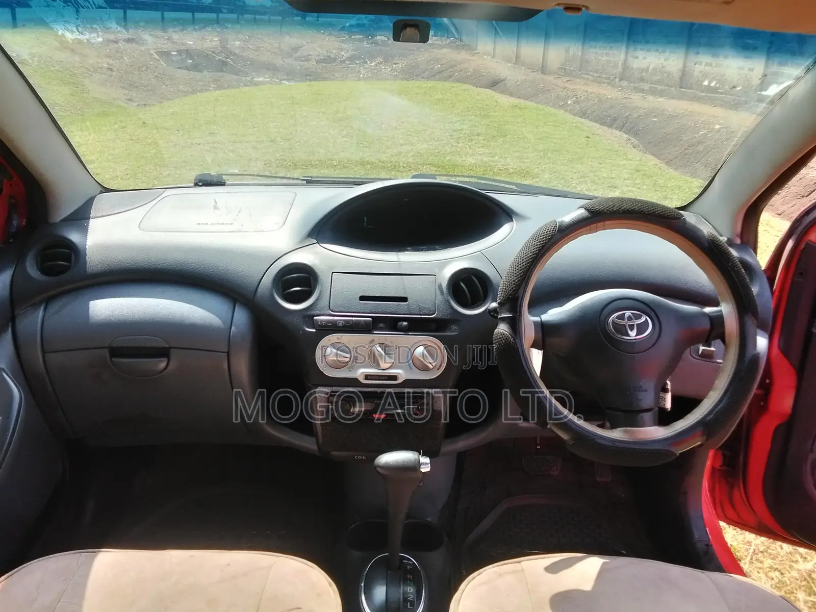 Toyota Vitz 2003 Red