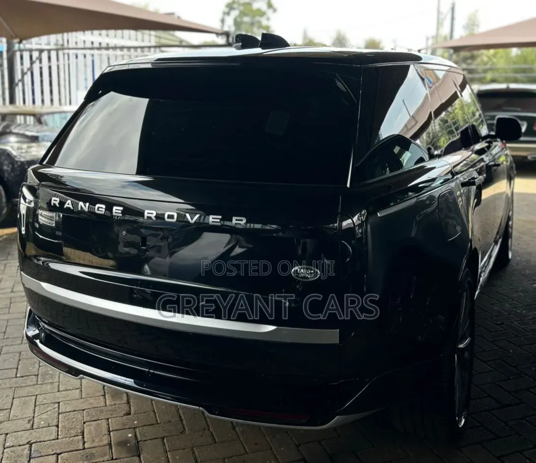 Land Rover Range Rover Vogue 2023 Black