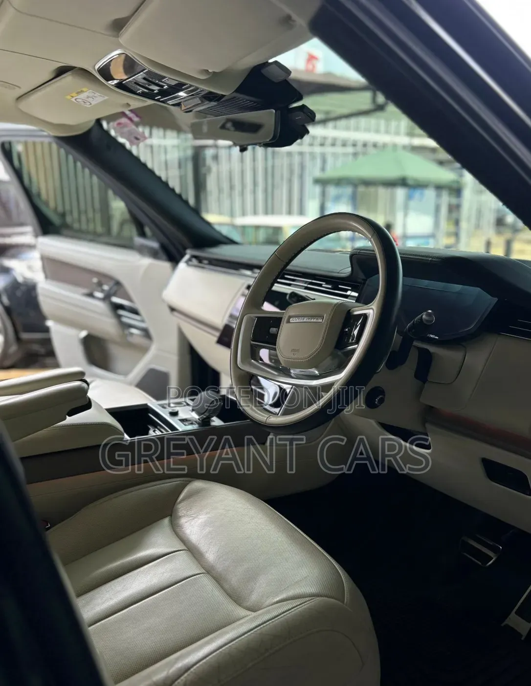 Land Rover Range Rover Vogue 2023 Black