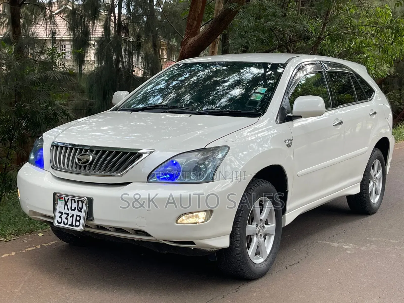 Toyota Harrier 2011 White