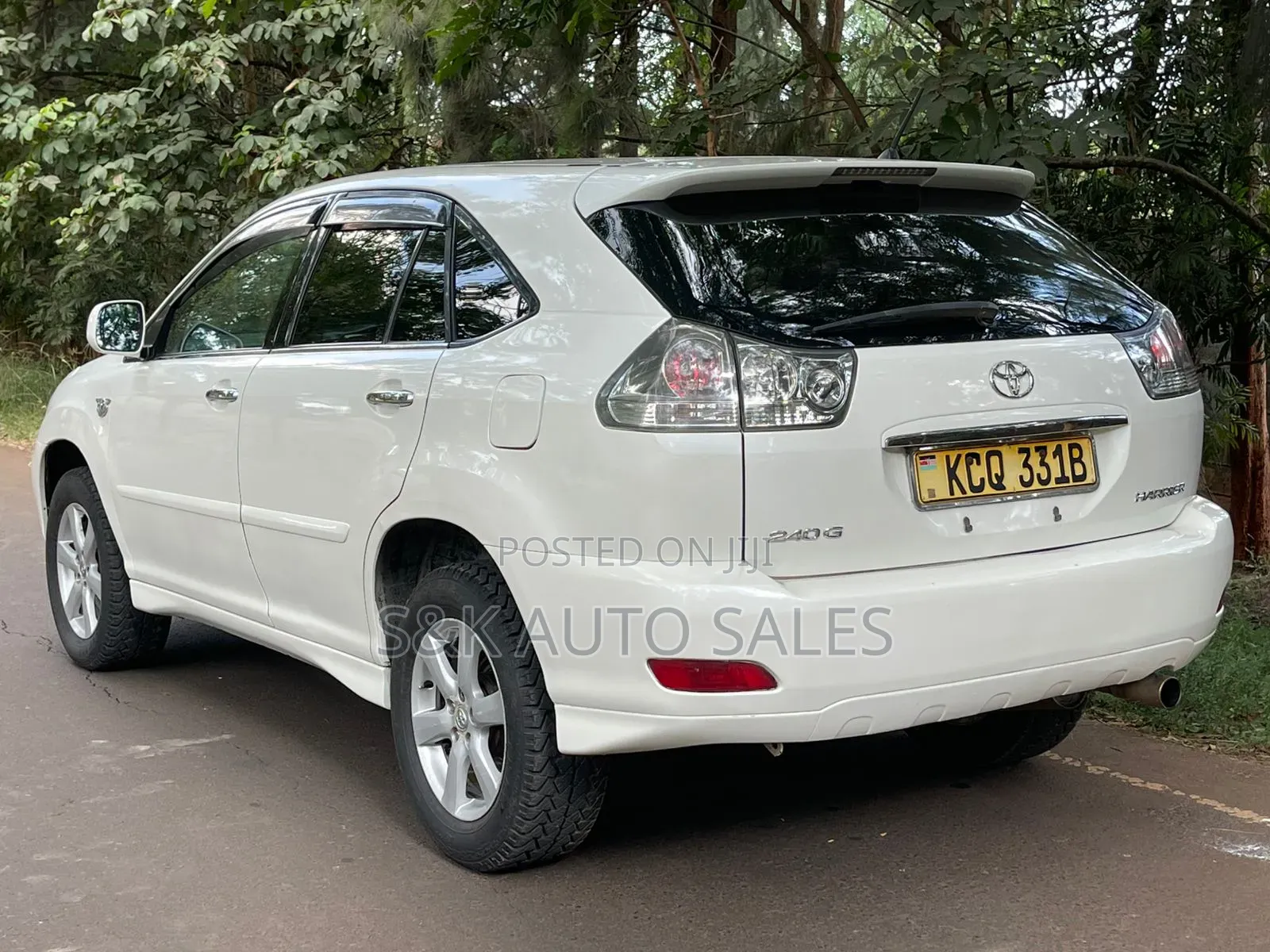 Toyota Harrier 2011 White