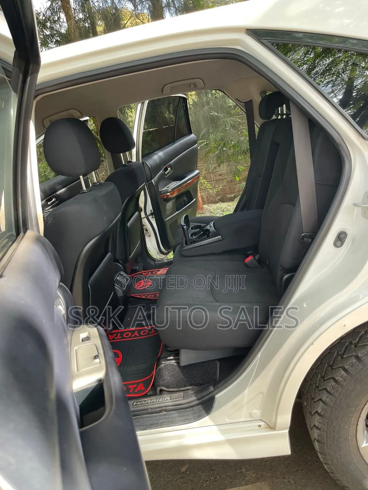 Toyota Harrier 2011 White