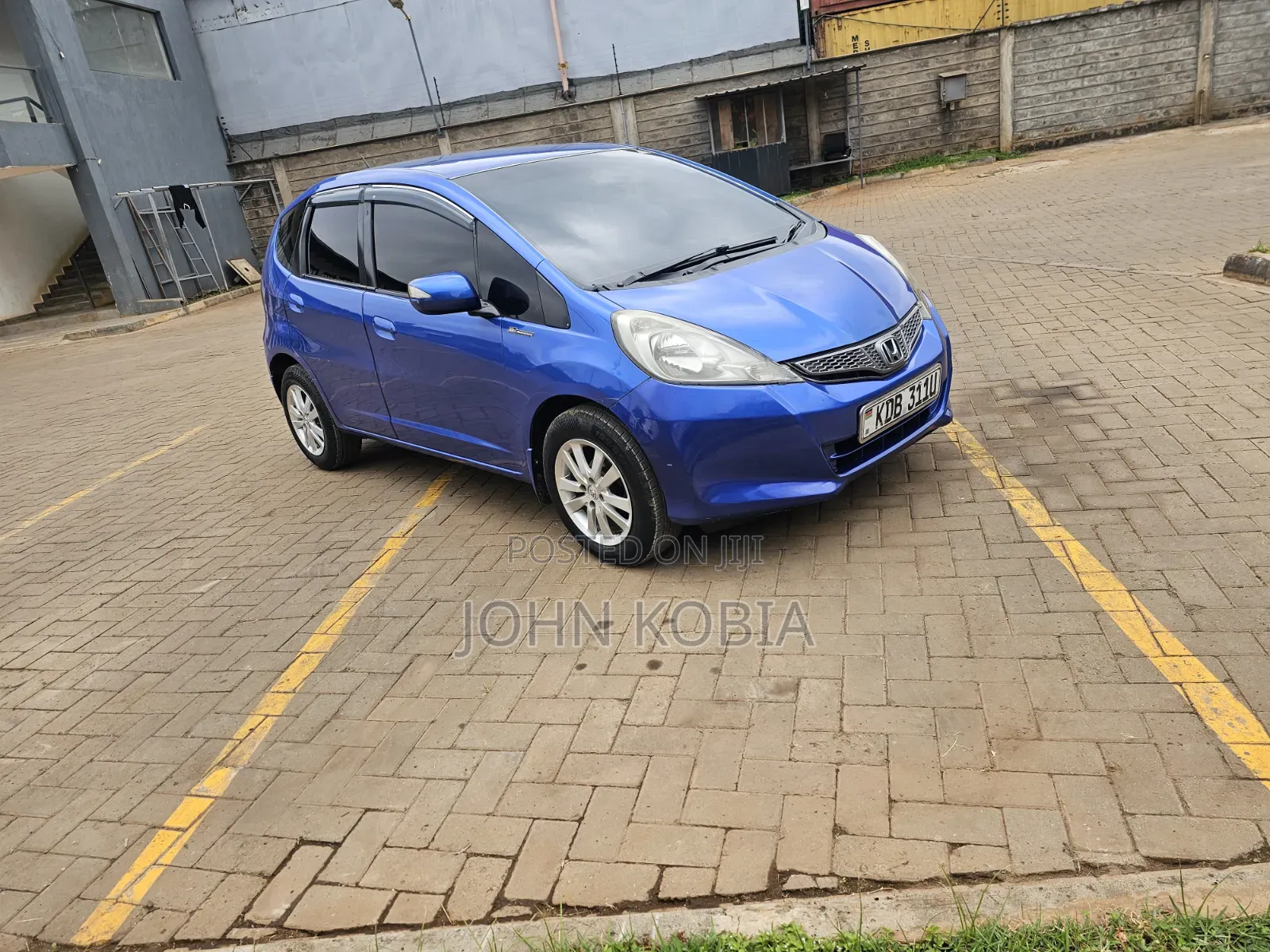 Honda Fit Automatic 2012 Blue