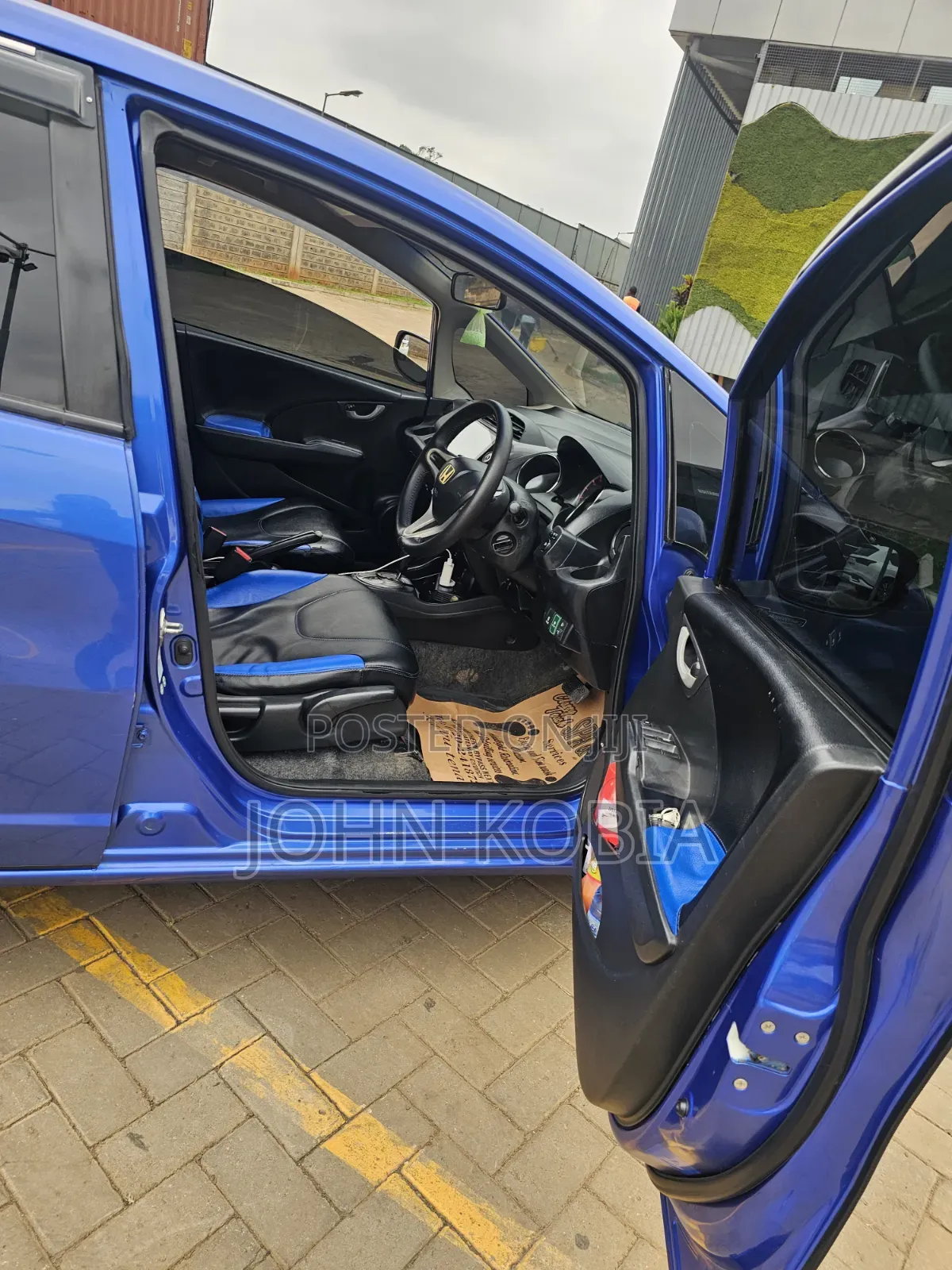 Honda Fit Automatic 2012 Blue